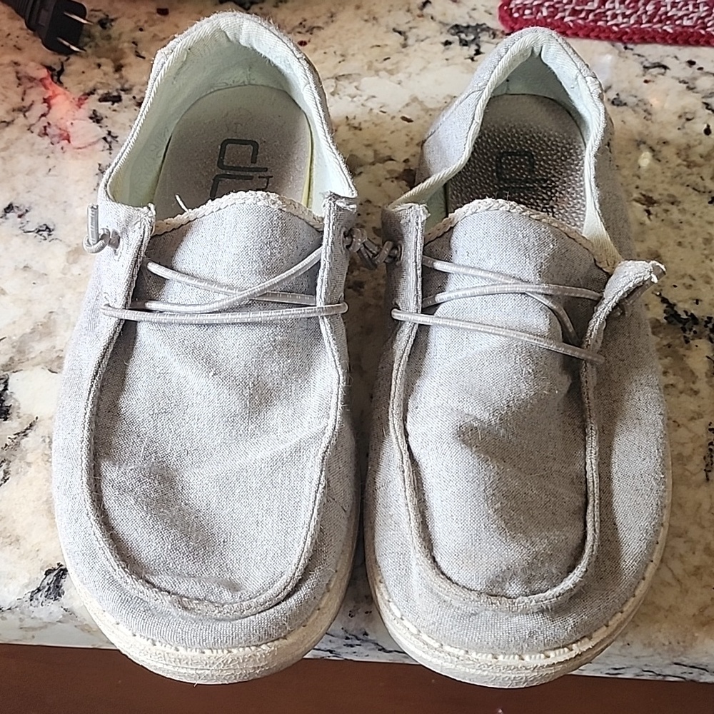 Hey Dude, grey, size 7